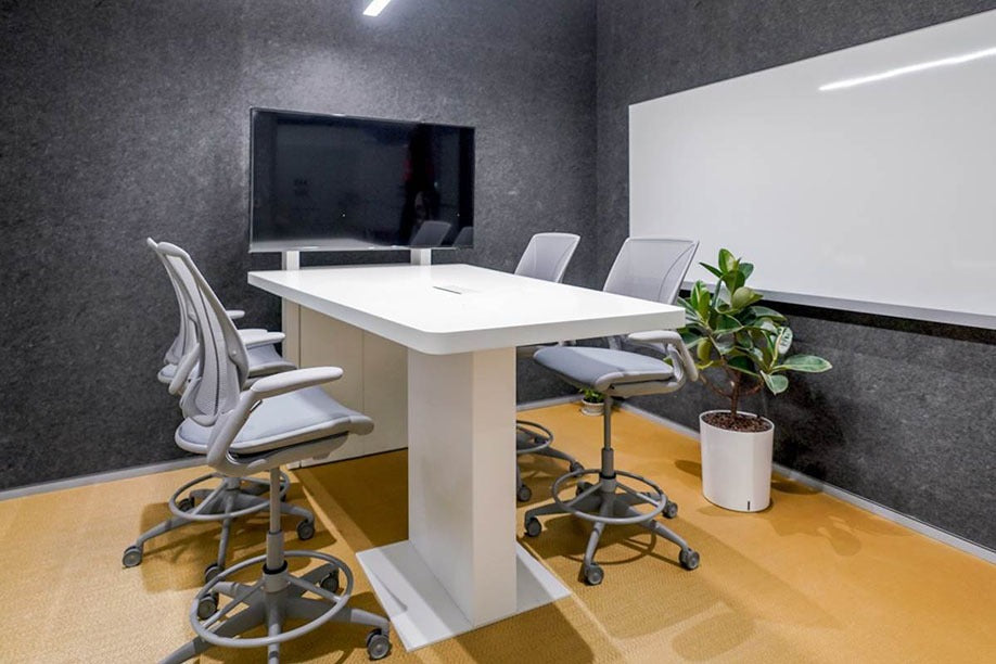 Mini-bar Media Bar Table by MATSU, conference and office table – view 3