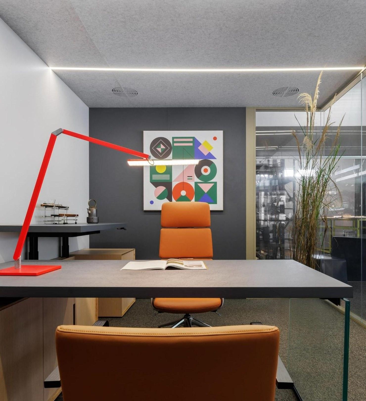 MATSU CHIC Spring — Sit-Stand Executive Desk
