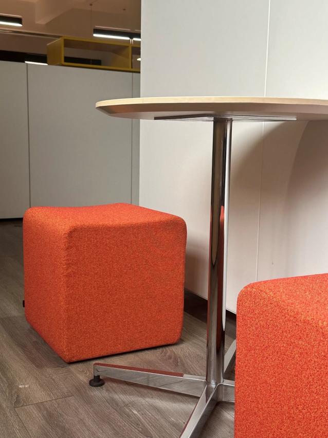 MATSU CHIC Island — Stool