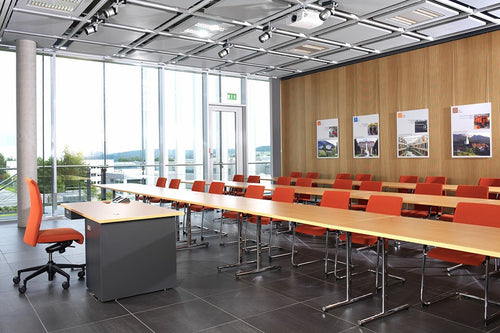 2100 Training Table by MATSU – conference and office table