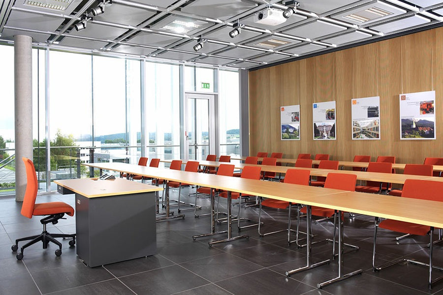 2100 Training Table by MATSU – conference and office table