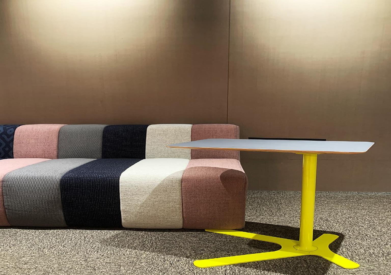 MATSU CHIC Duck — Laptop Table