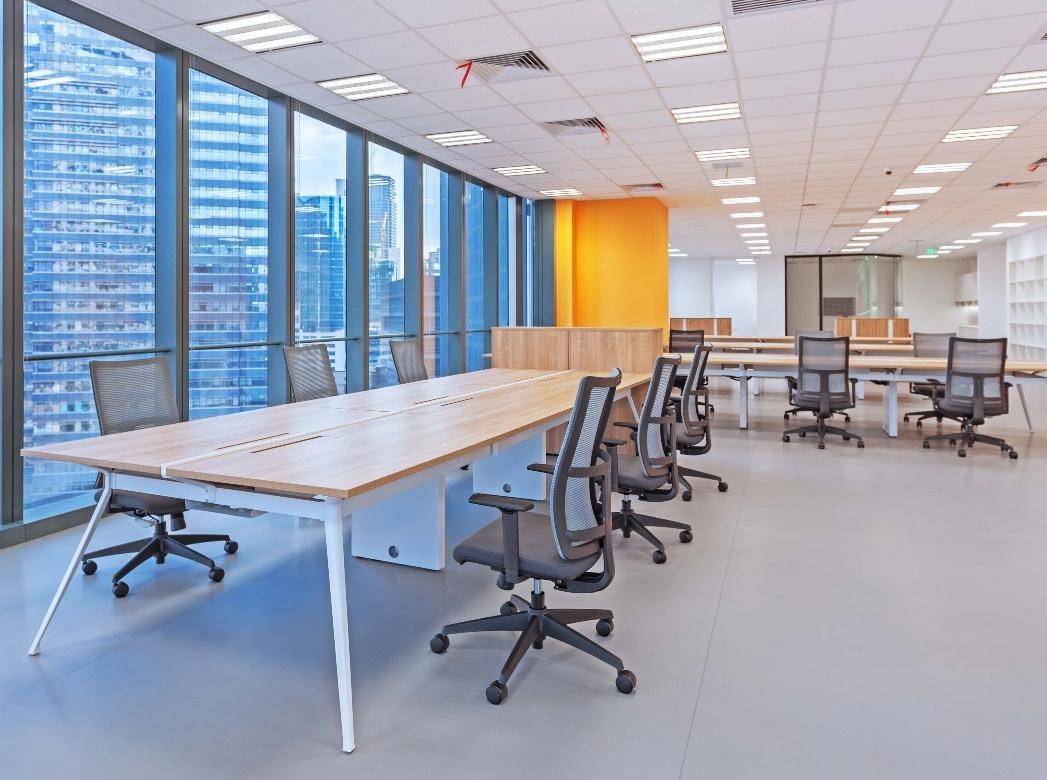 MATSU VIOO — Modular Workstation System, view 2