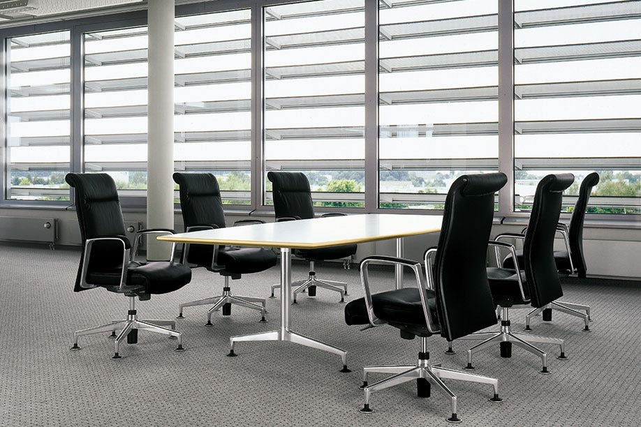 Ona Executive Chair by MATSU, office and meeting chair – view 5